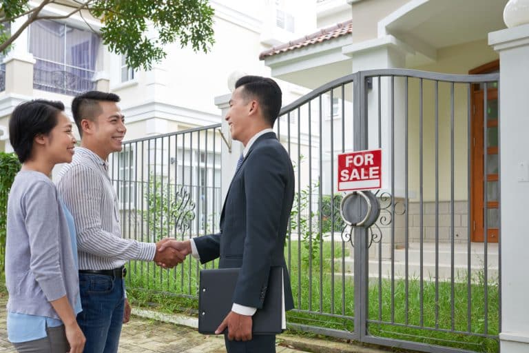 Làm thế nào để tránh những sai lầm phổ biến khi mua bất động sản tại Việt Nam